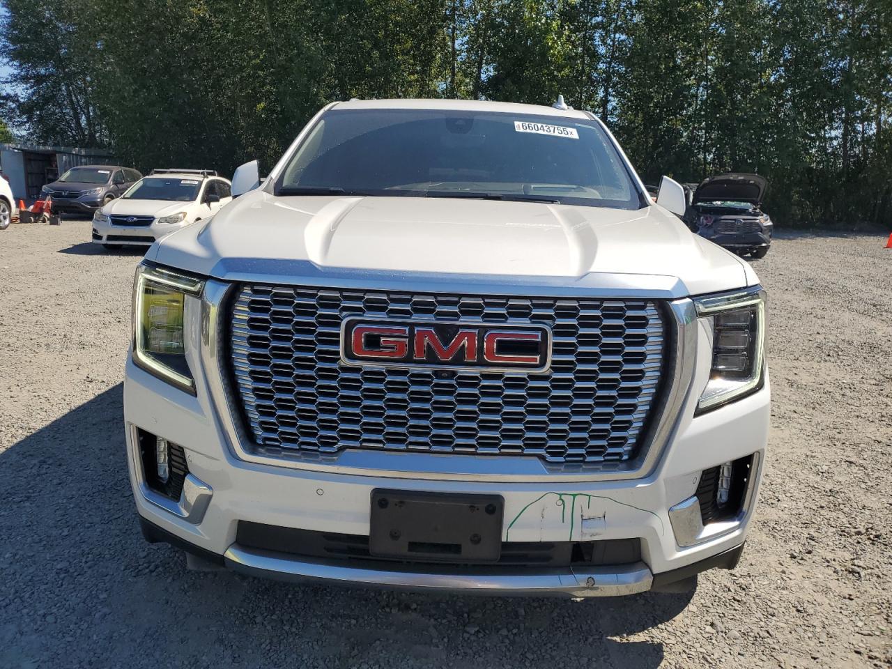 2021 GMC Yukon Denali - Image 5