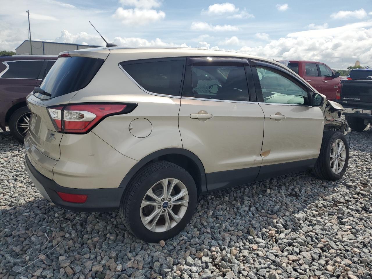 2017 Ford Escape Se - Фото 3