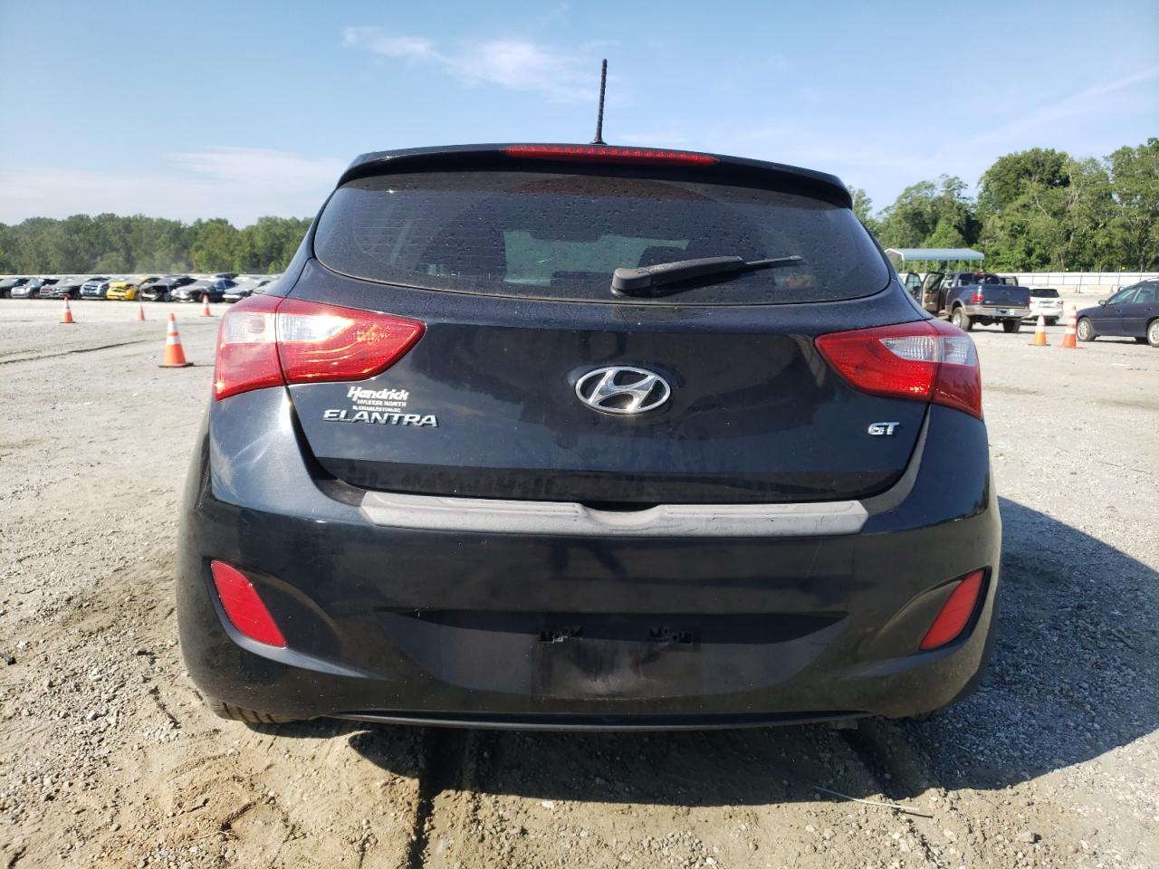 2017 Hyundai Elantra Gt - Фото 6