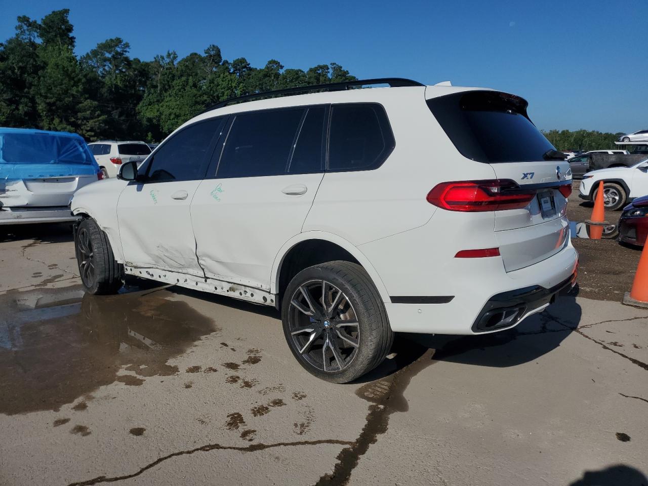 2021 BMW X7 xDrive40I - Image 2
