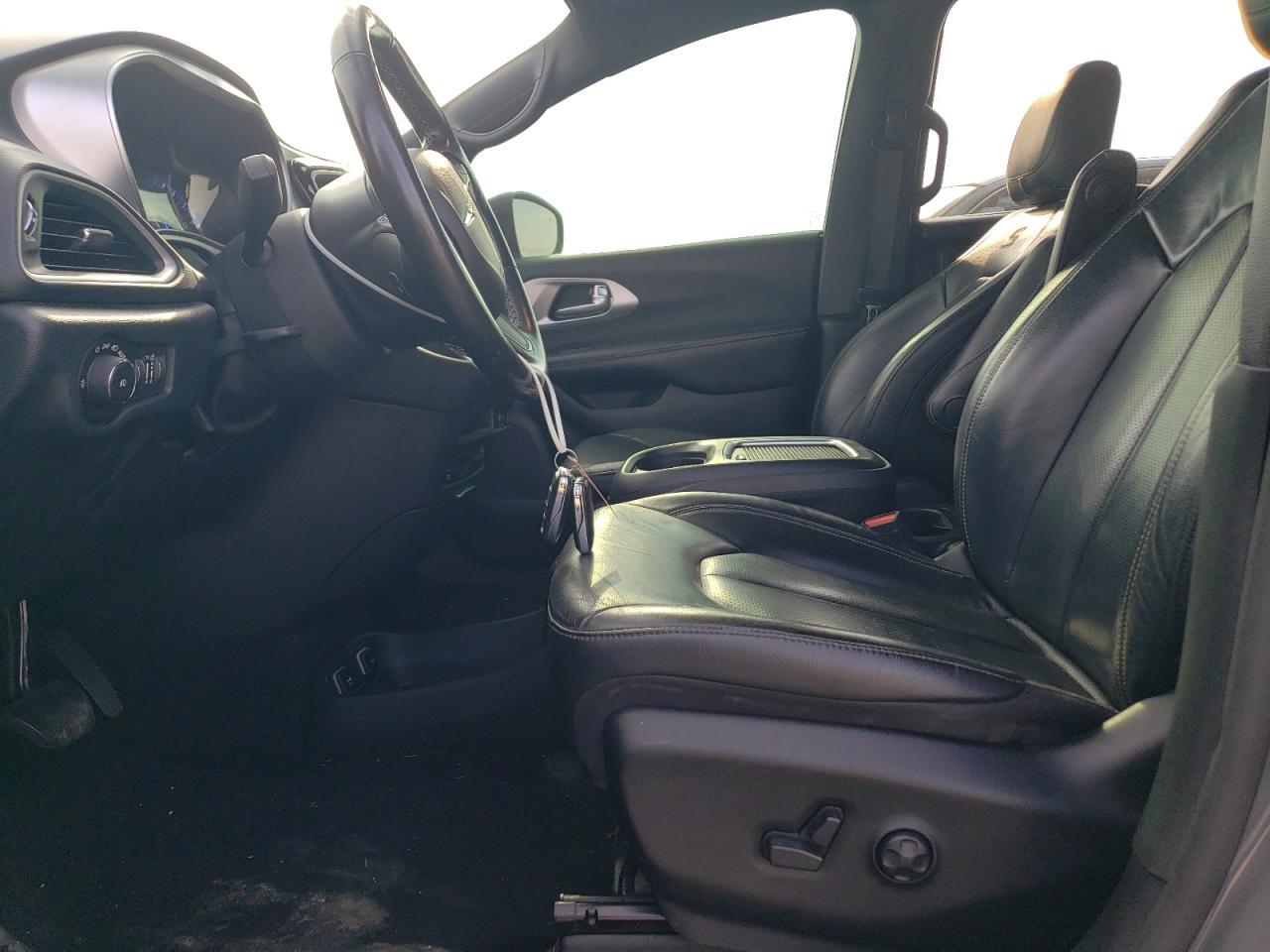 2020 Chrysler Pacifica Touring L Plus - Фото 7