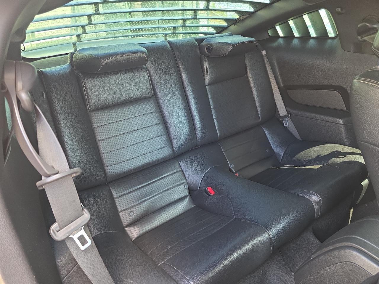 2012 Ford Mustang Gt - Image 6