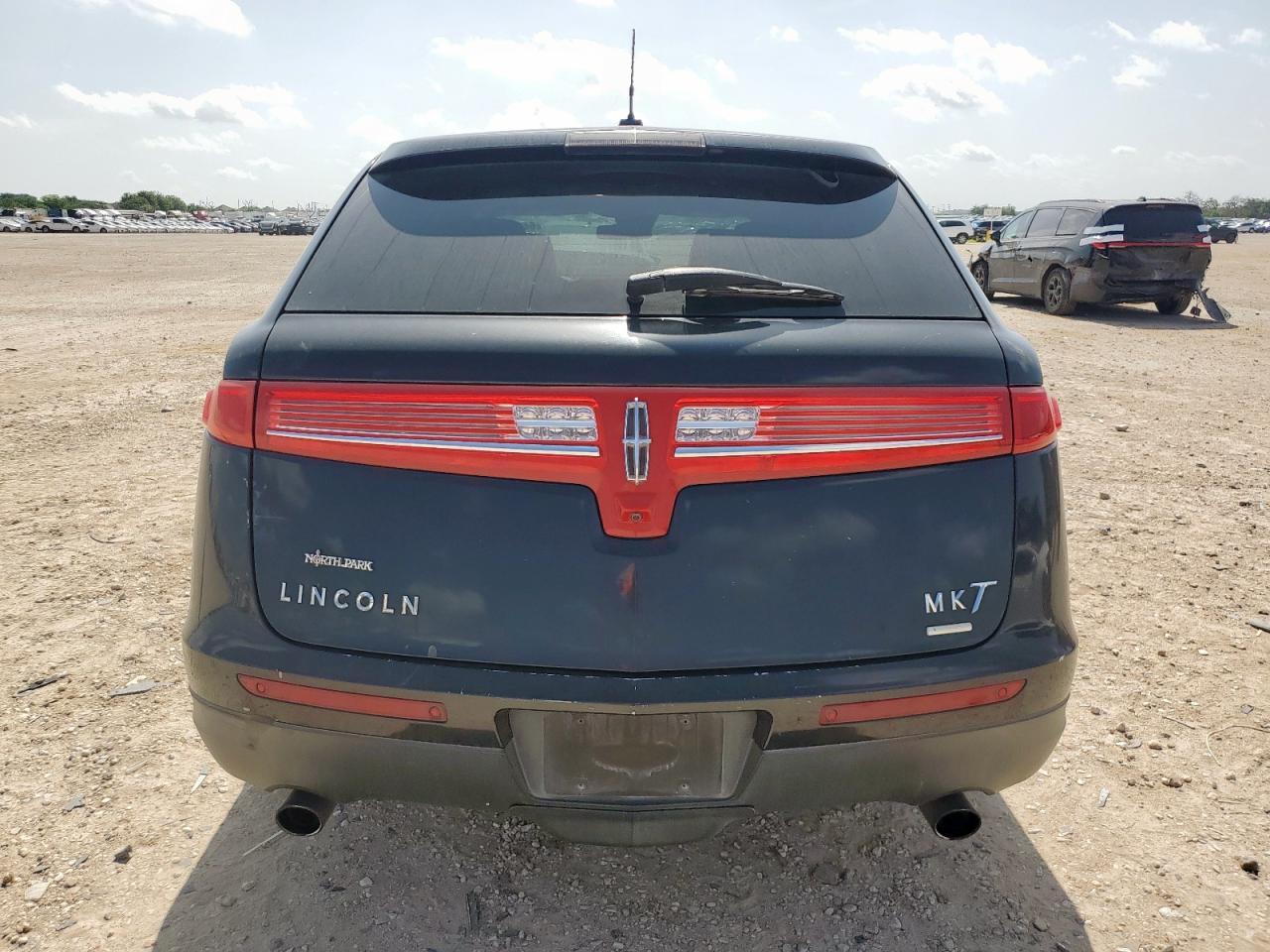 2012 Lincoln Mkt - Image 6