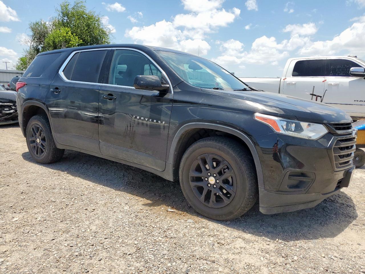 2018 Chevrolet Traverse Ls - Фото 4