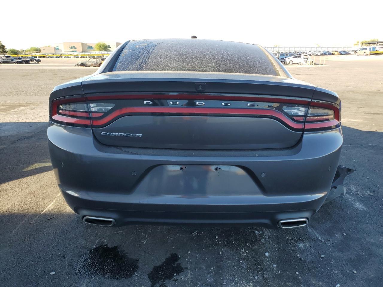 2022 Dodge Charger Sxt - Фото 6