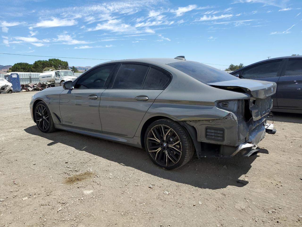 2021 BMW 530 I - Image 2