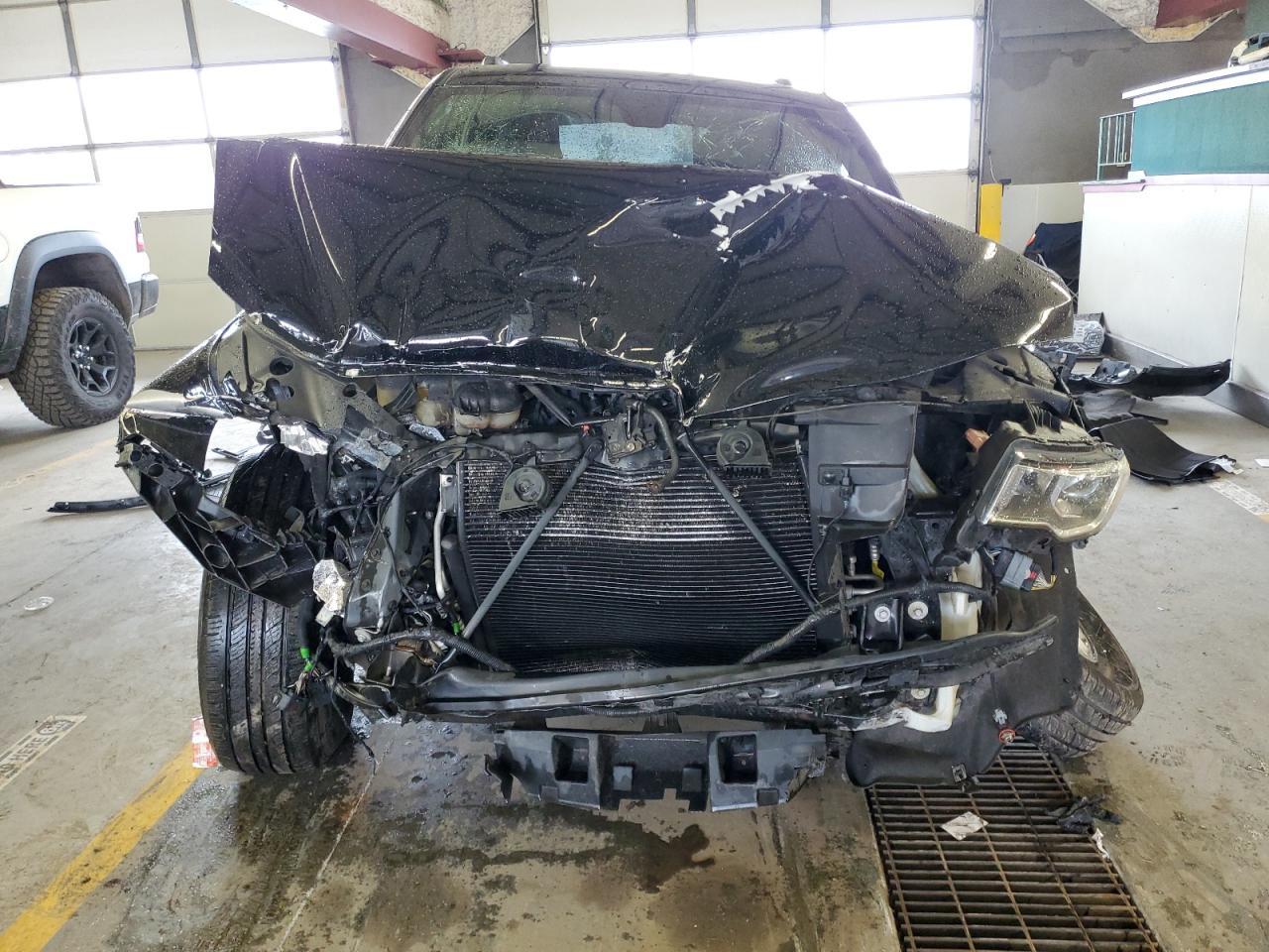 2018 Jeep Grand Cherokee Laredo - Image 5