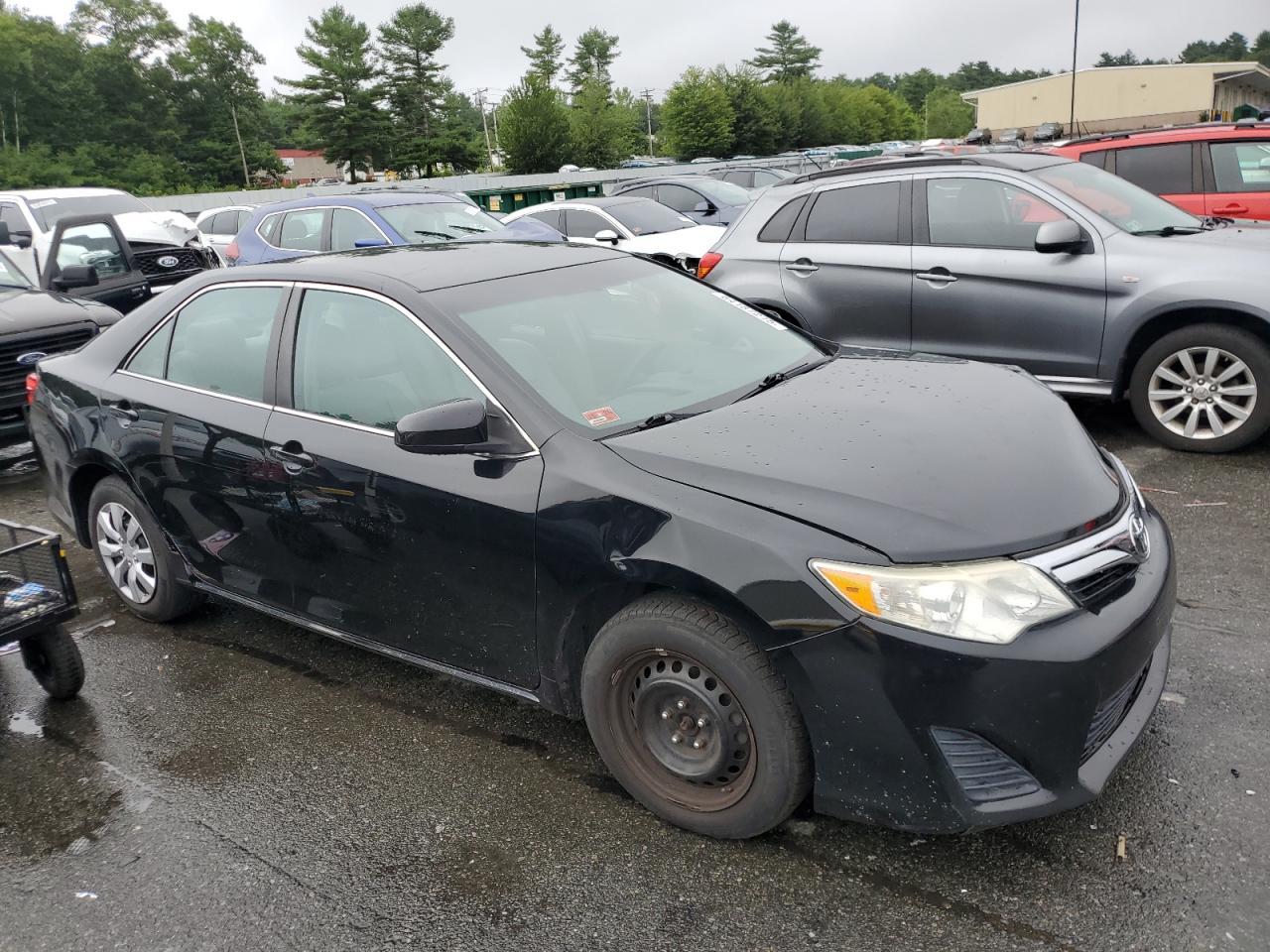 2013 Toyota Camry L - Фото 4