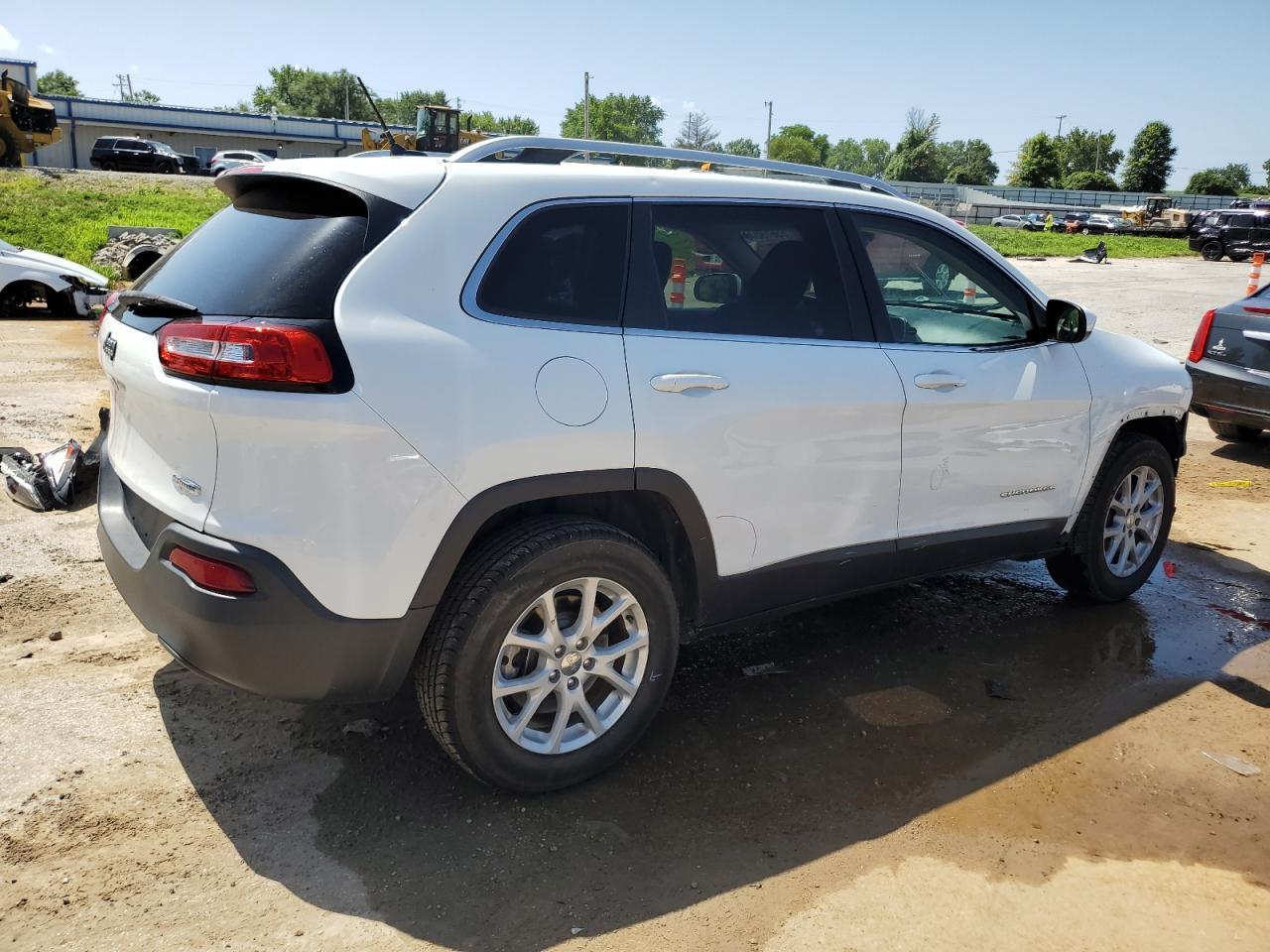 2016 Jeep Cherokee Latitude - Фото 3