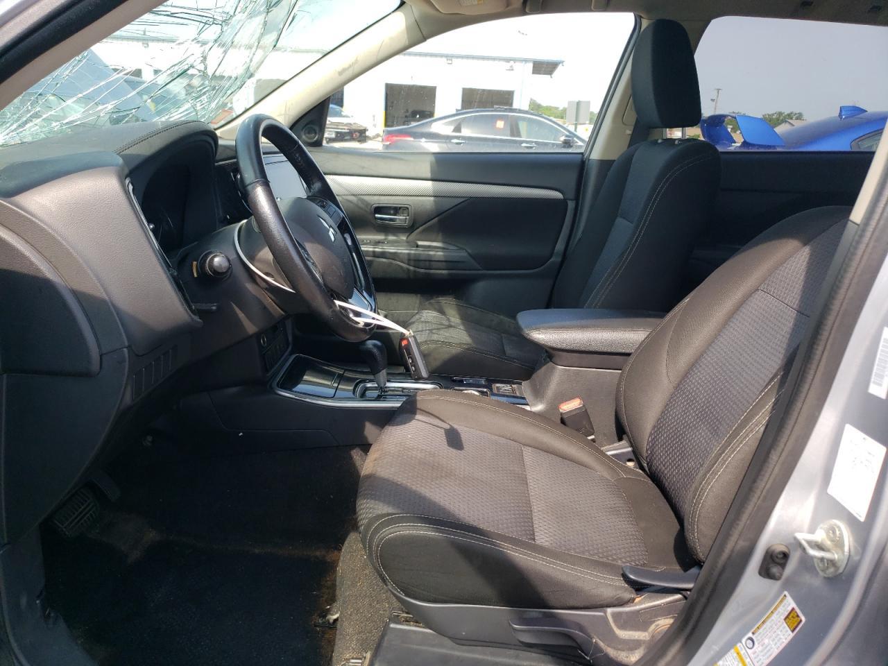 2017 Mitsubishi Outlander Se - Фото 7