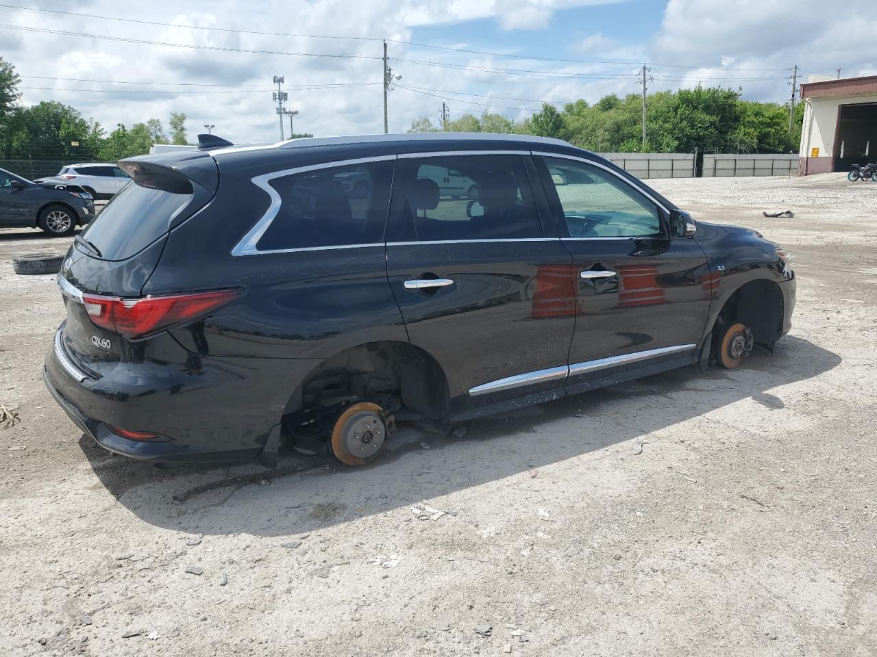 2020 Infiniti Qx60 Luxe - Фото 3