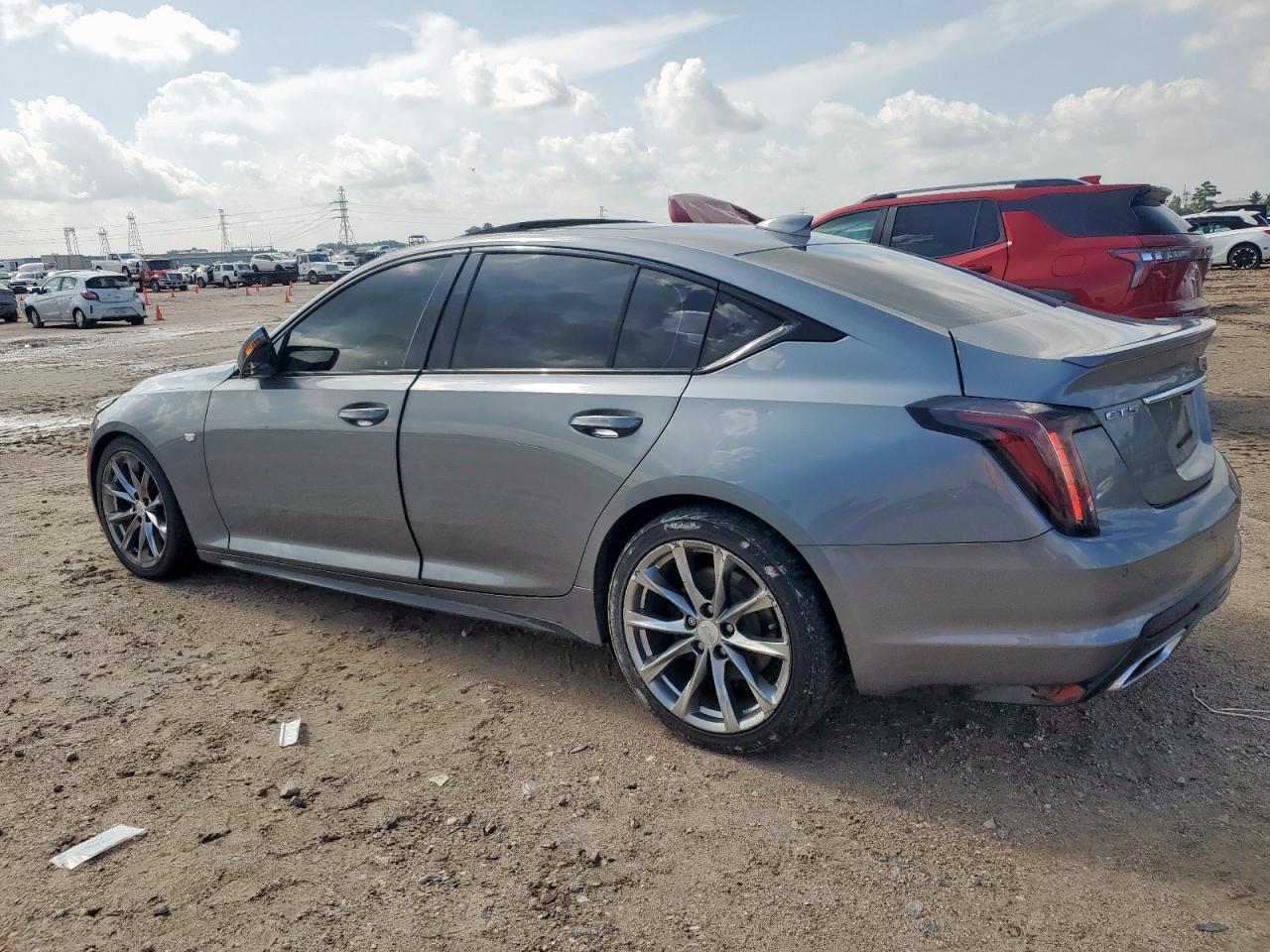 2020 Cadillac Ct5 Sport - Image 2