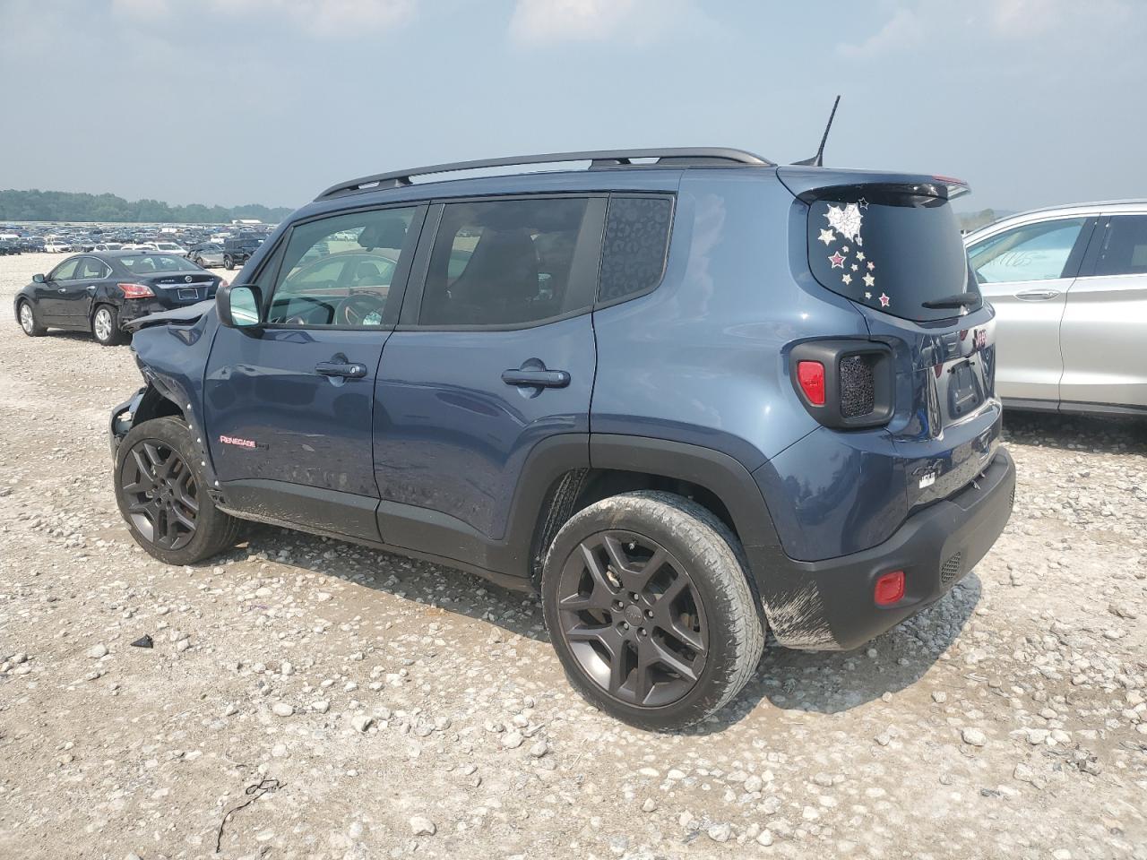 2021 Jeep Renegade Latitude - Фото 2