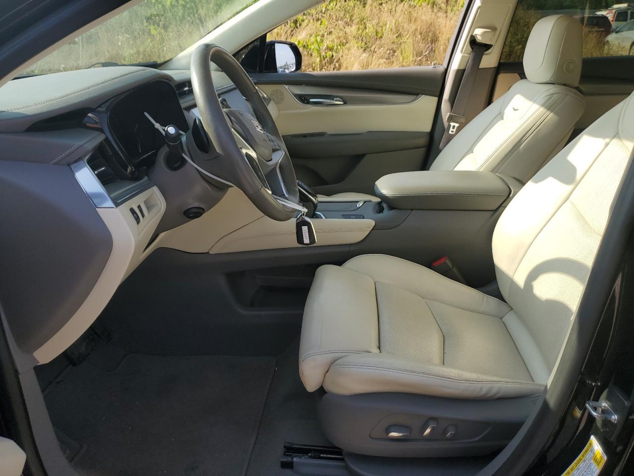 2017 Cadillac Xt5 Luxury - Image 7