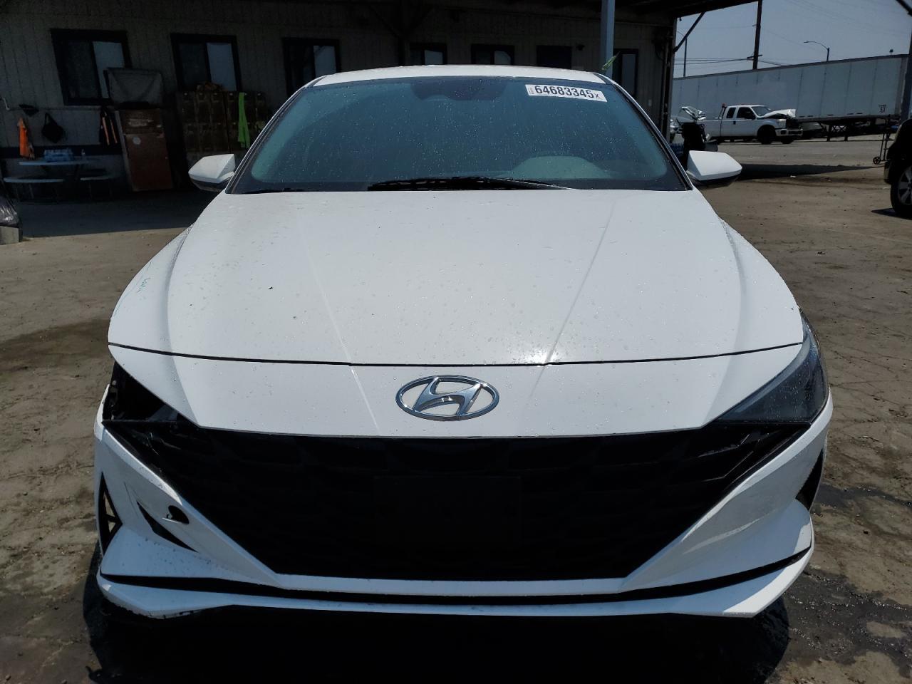 2023 Hyundai Elantra Blue - Фото 5