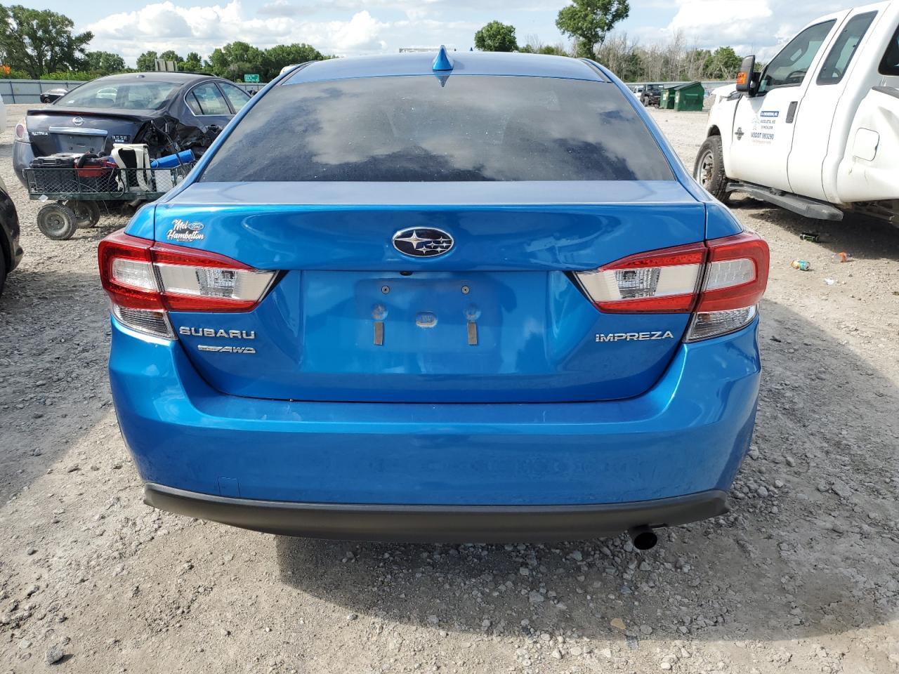 2020 Subaru Impreza Premium - Image 6