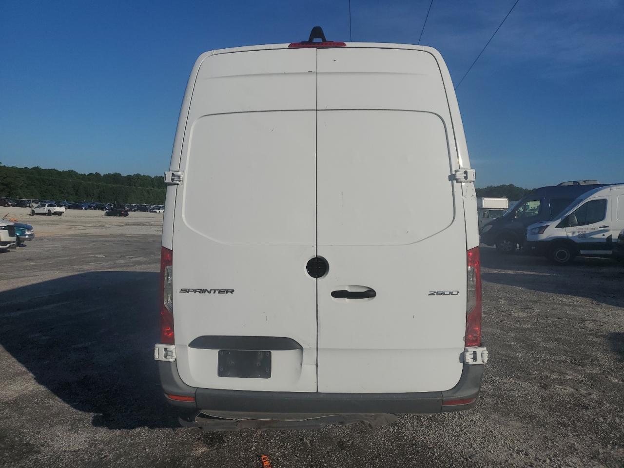2021 Mercedes-Benz Sprinter 2500 - Image 6