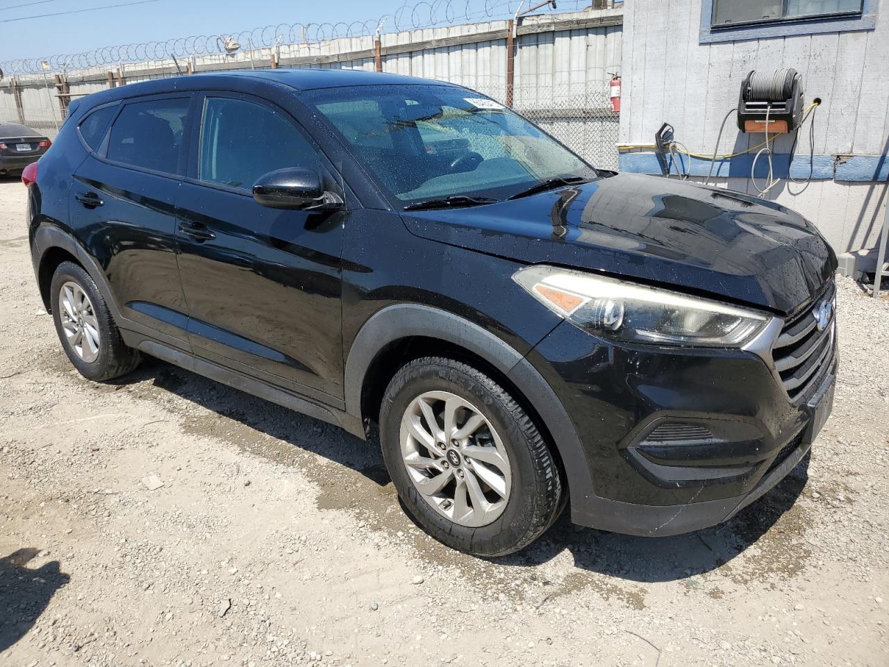 2017 Hyundai Tucson Se - Фото 4