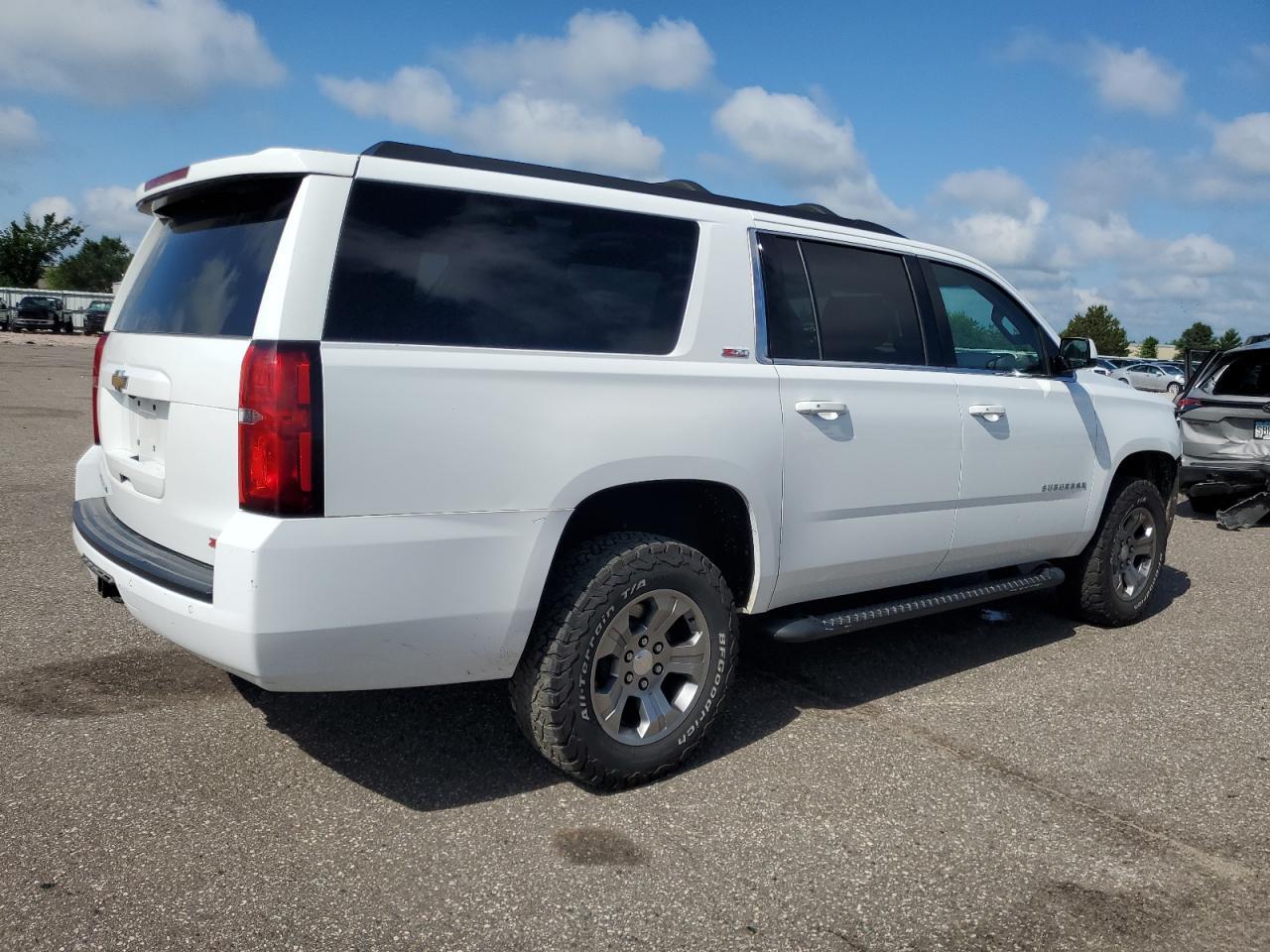 2019 Chevrolet Suburban K1500 Lt - Фото 3
