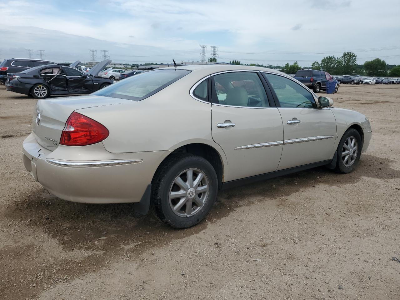 2008 Buick Lacrosse Cx - Image 3