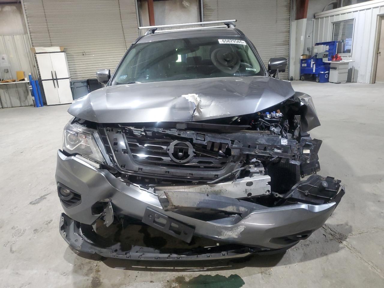 2020 Nissan Pathfinder Platinum - Фото 5