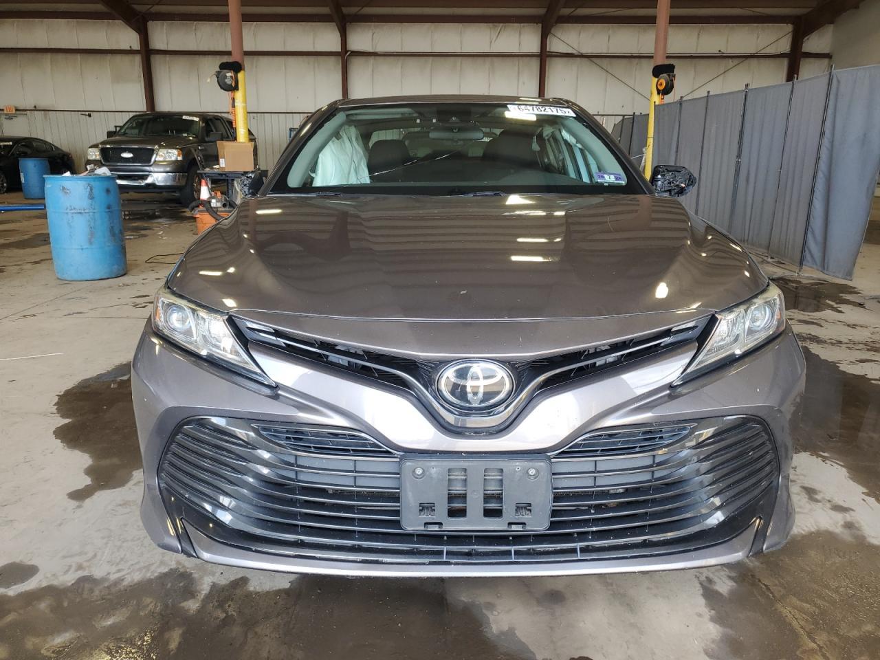 2019 Toyota Camry L - Фото 5