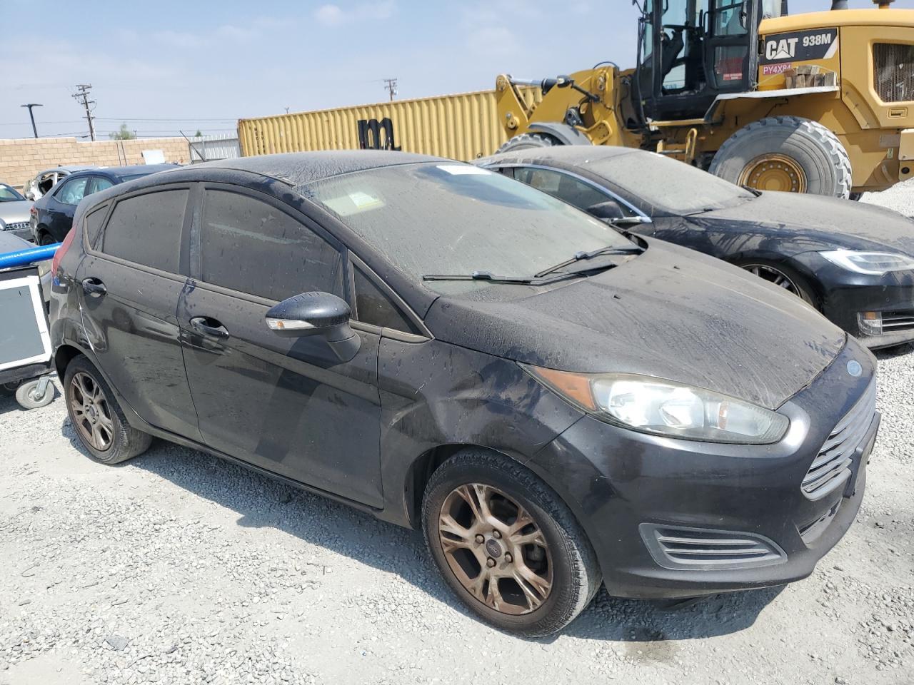2015 Ford Fiesta Se - Image 4