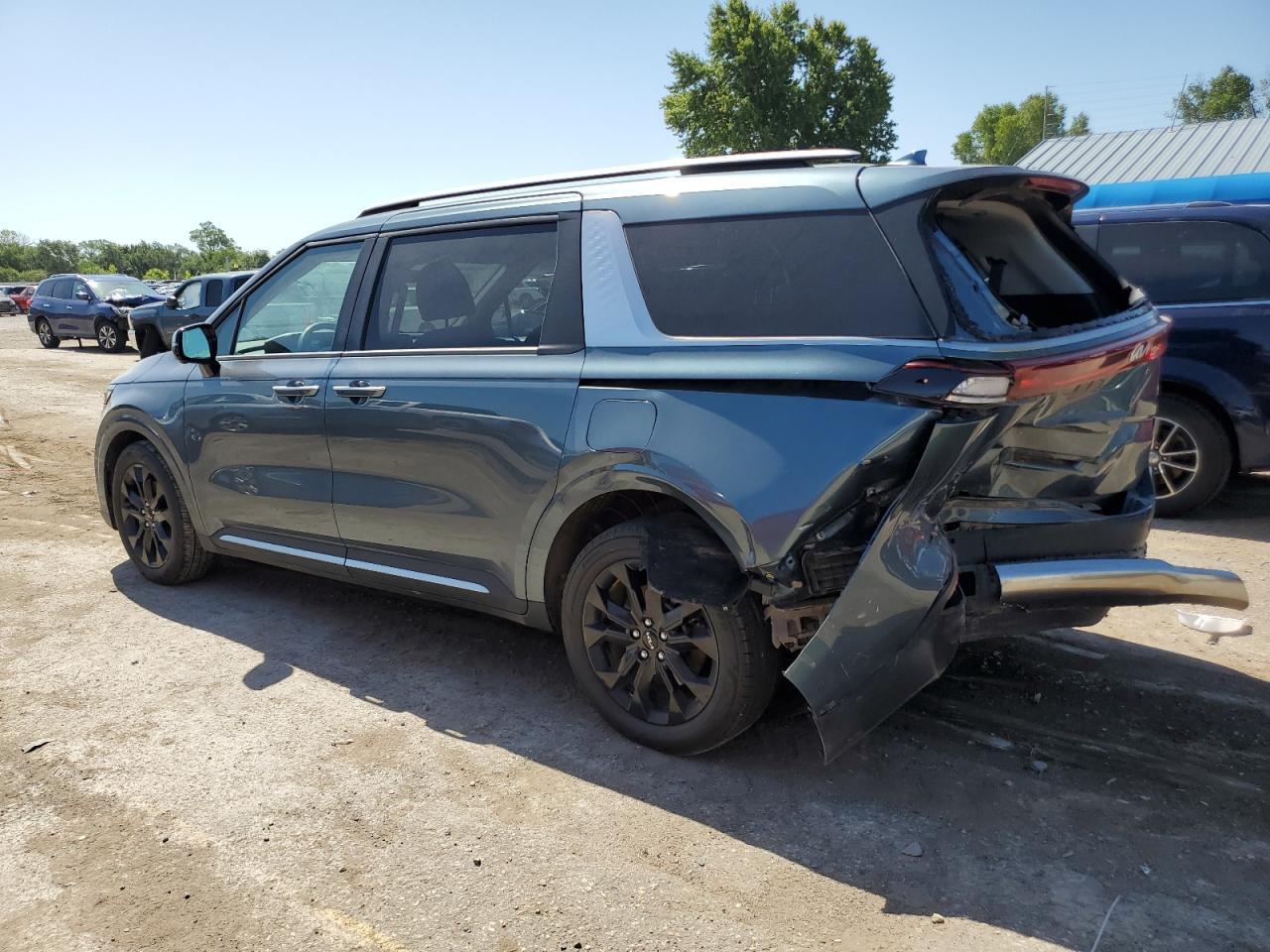 2024 Kia Carnival Sx - Фото 2