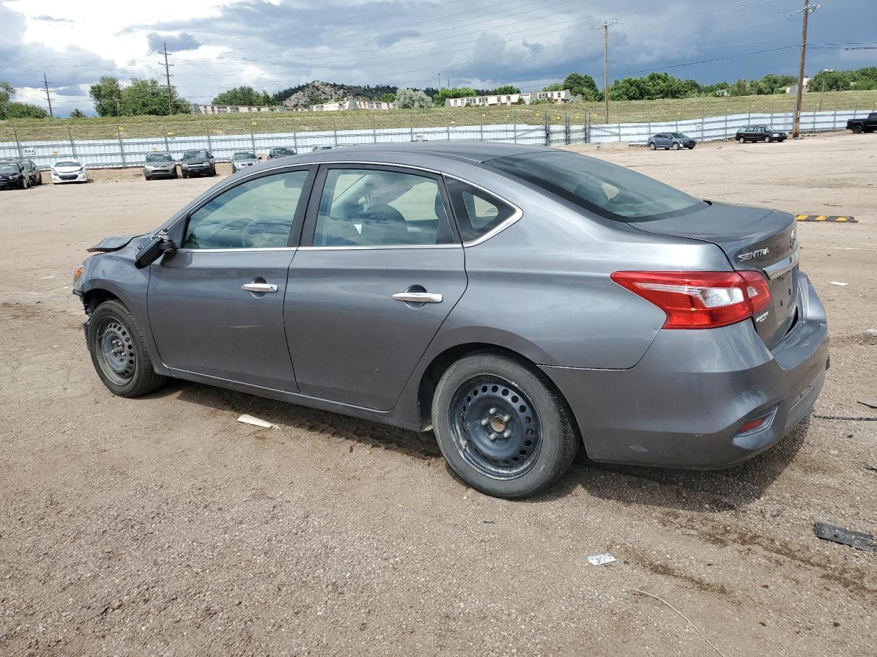 2019 Nissan Sentra S - Фото 2