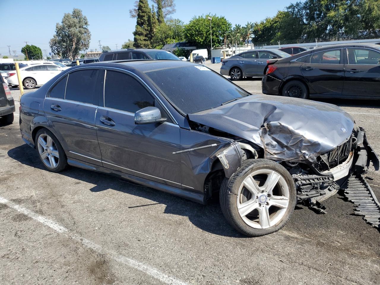 2011 Mercedes-Benz C 300 - Image 4