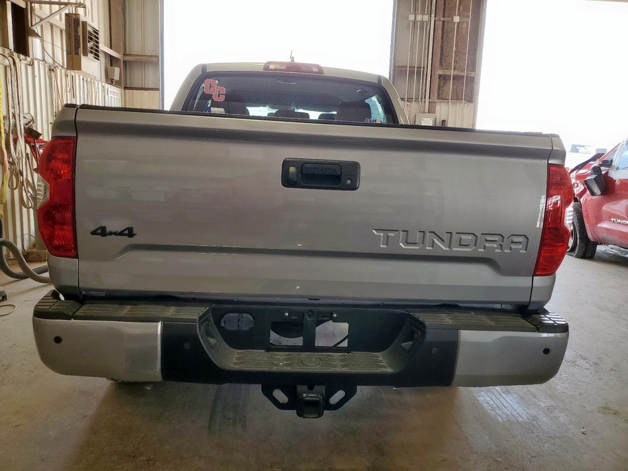 2021 Toyota Tundra Crewmax Sr5 - Фото 6