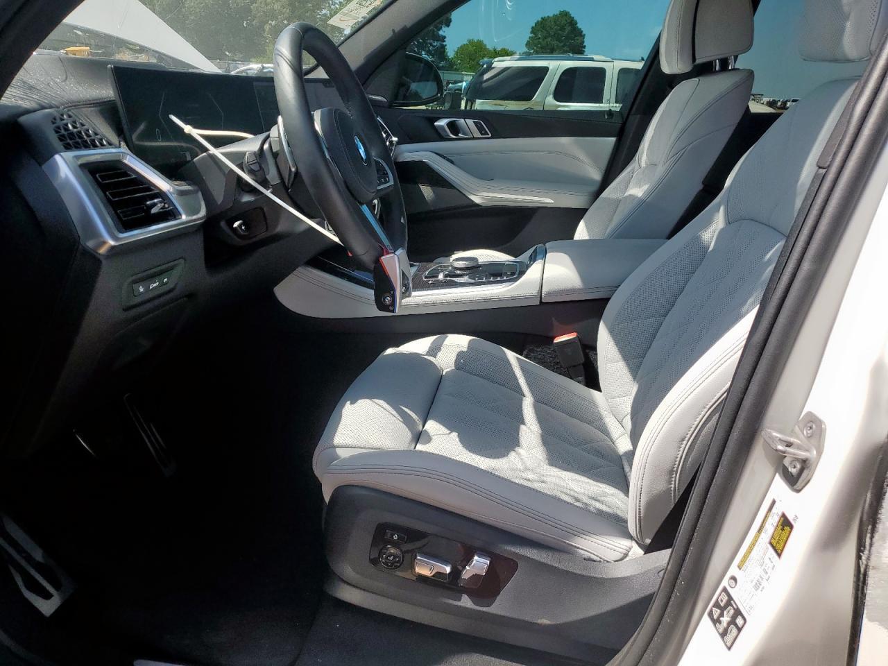 2025 BMW X5 xDrive40I - Фото 7