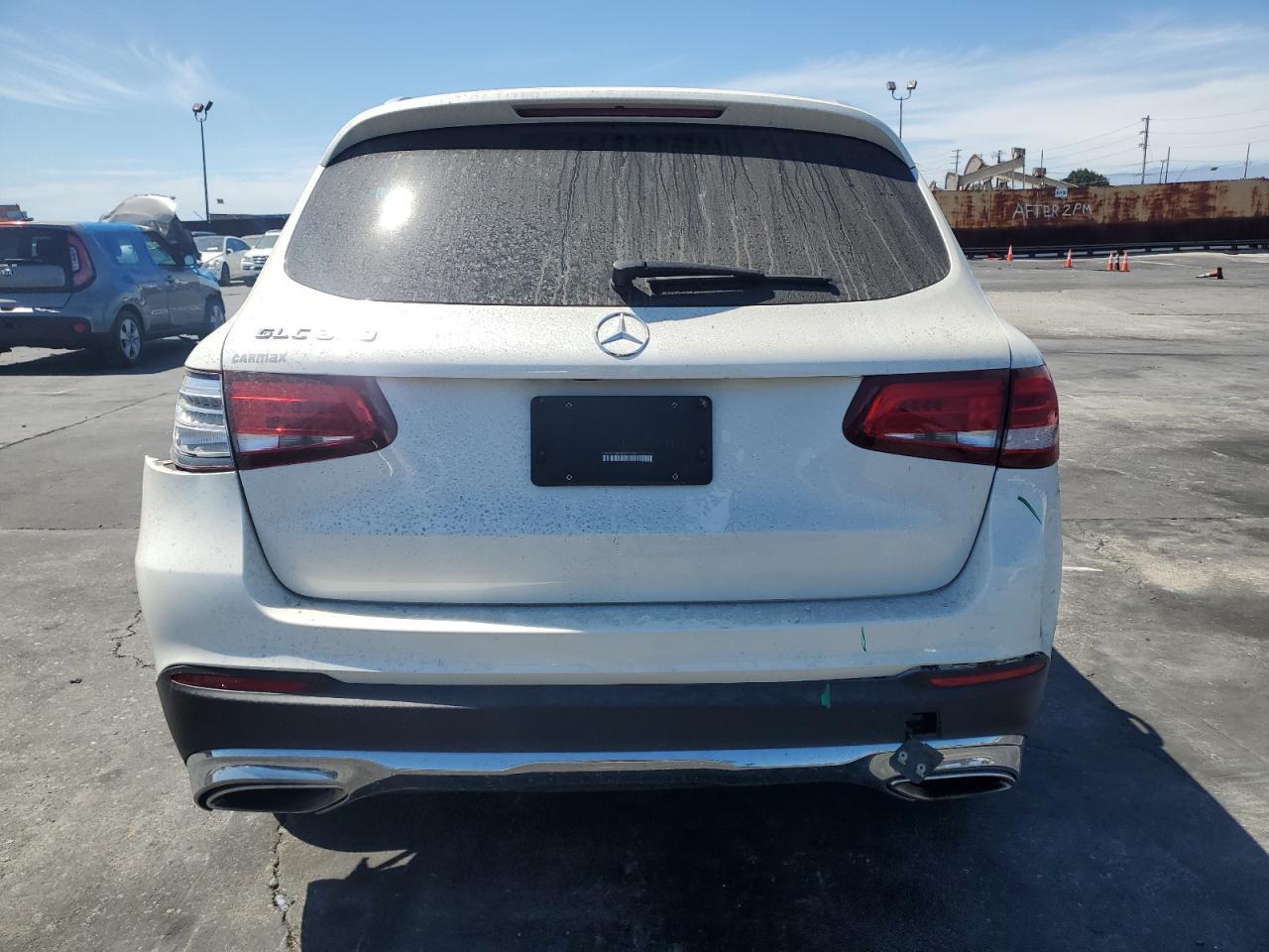 2017 Mercedes-Benz Glc 300 - Фото 6