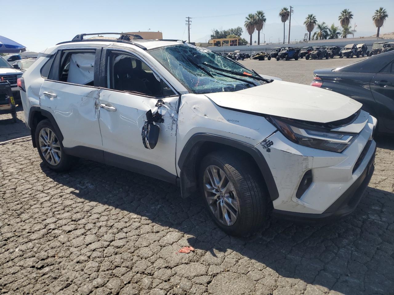 2024 Toyota Rav4 Xle Premium - Фото 4