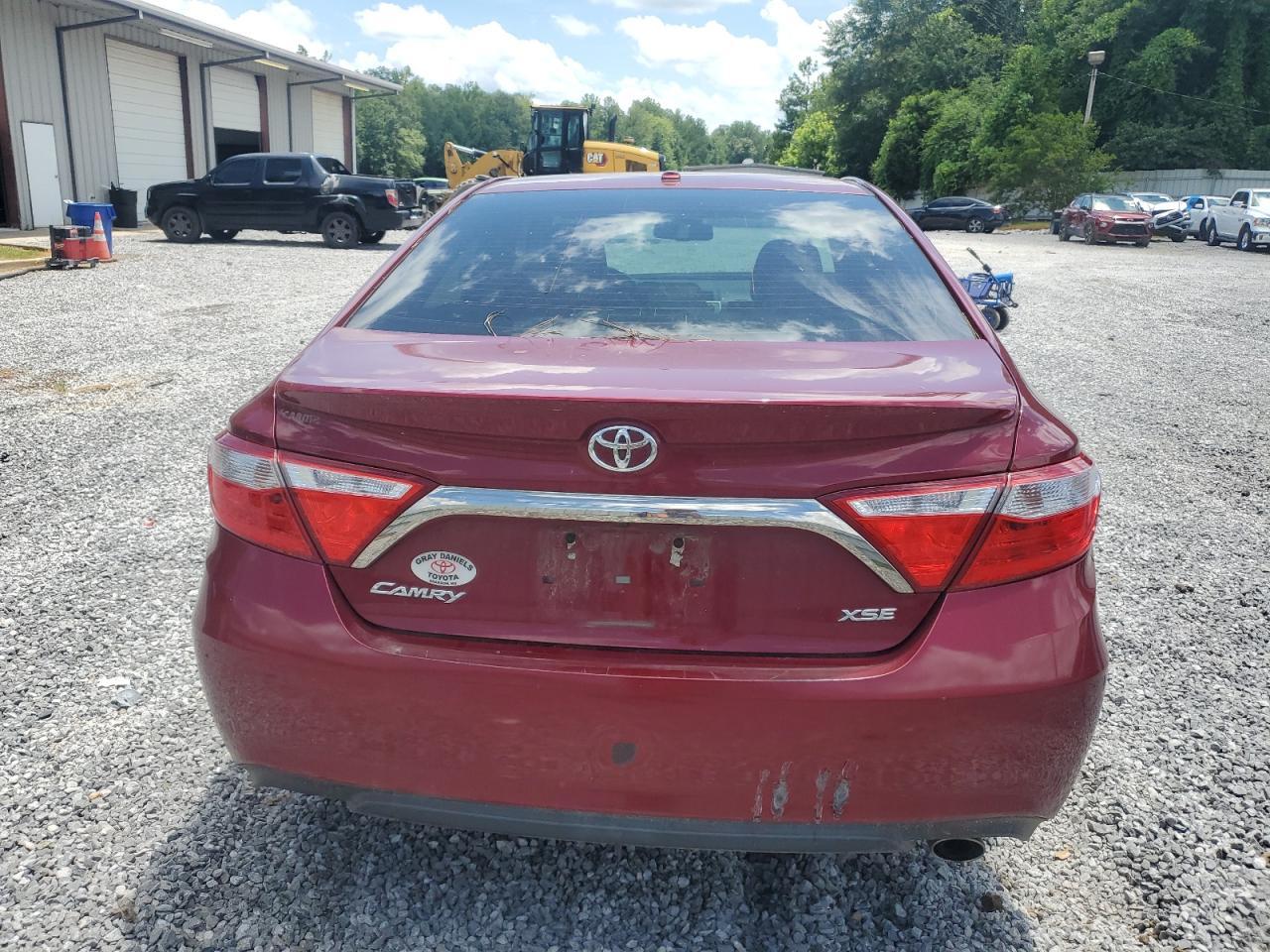 2017 Toyota Camry Le - Фото 6
