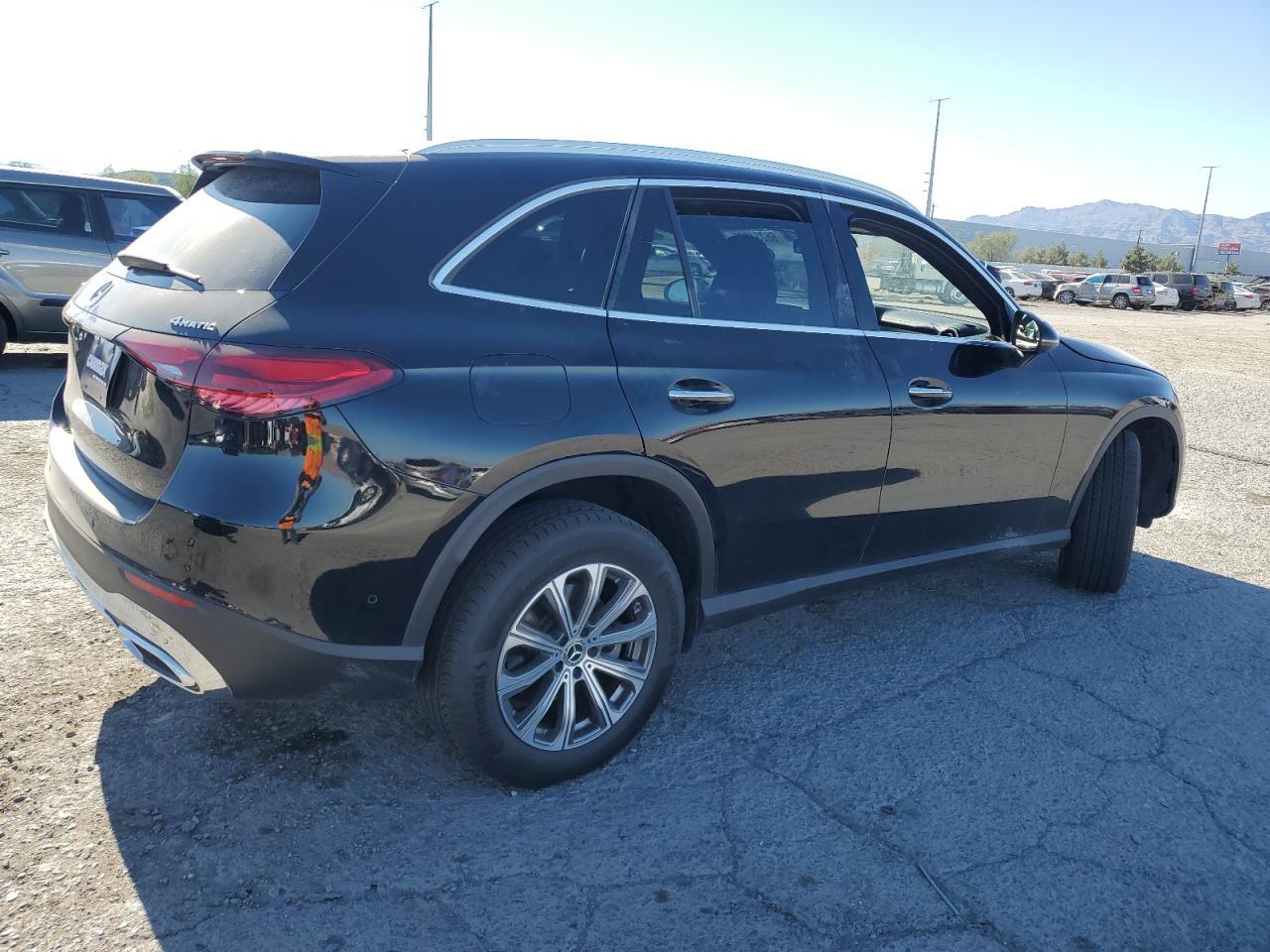 2024 Mercedes-Benz Glc 300 4Matic - Image 3