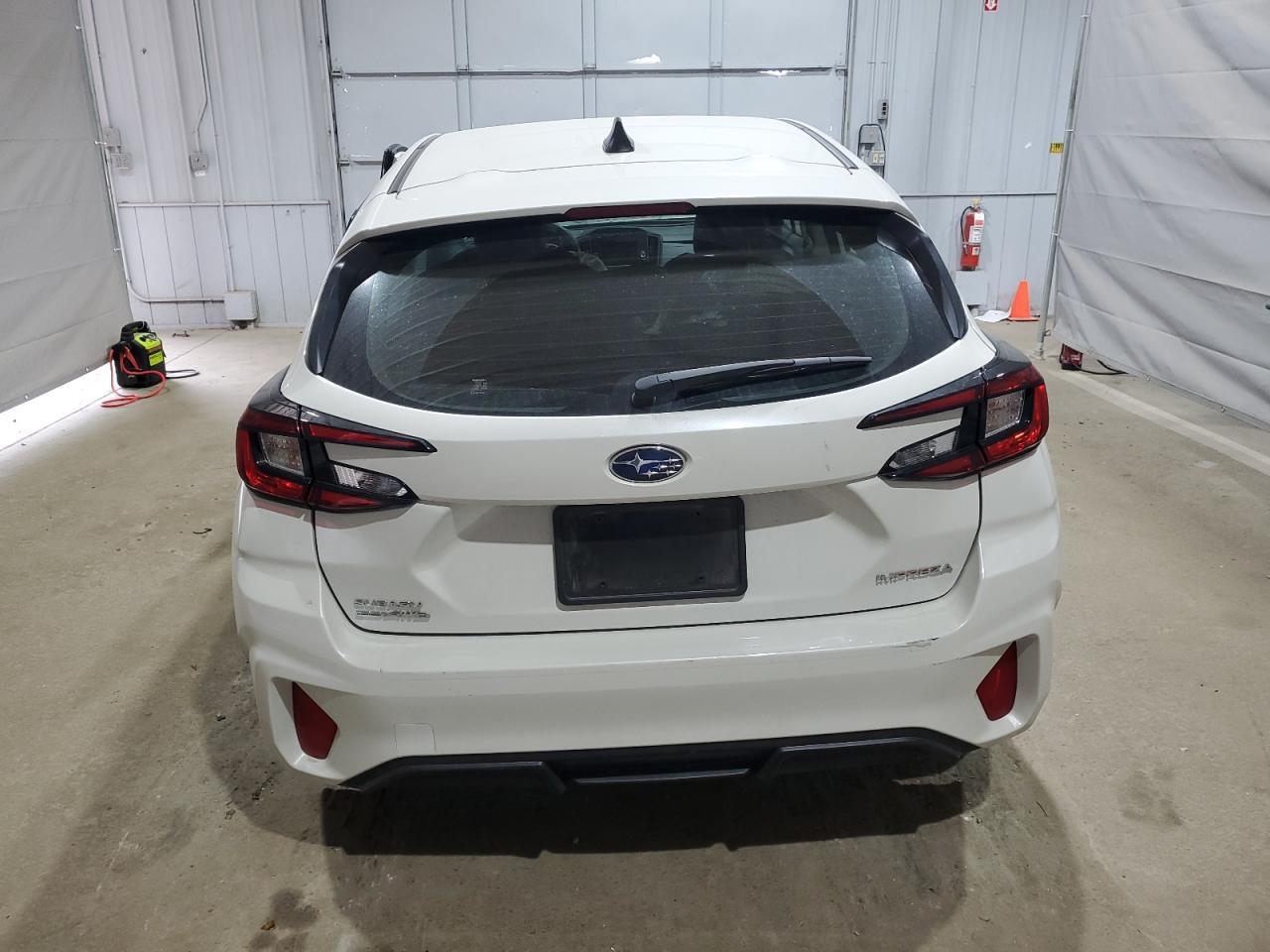 2025 Subaru Impreza - Фото 6