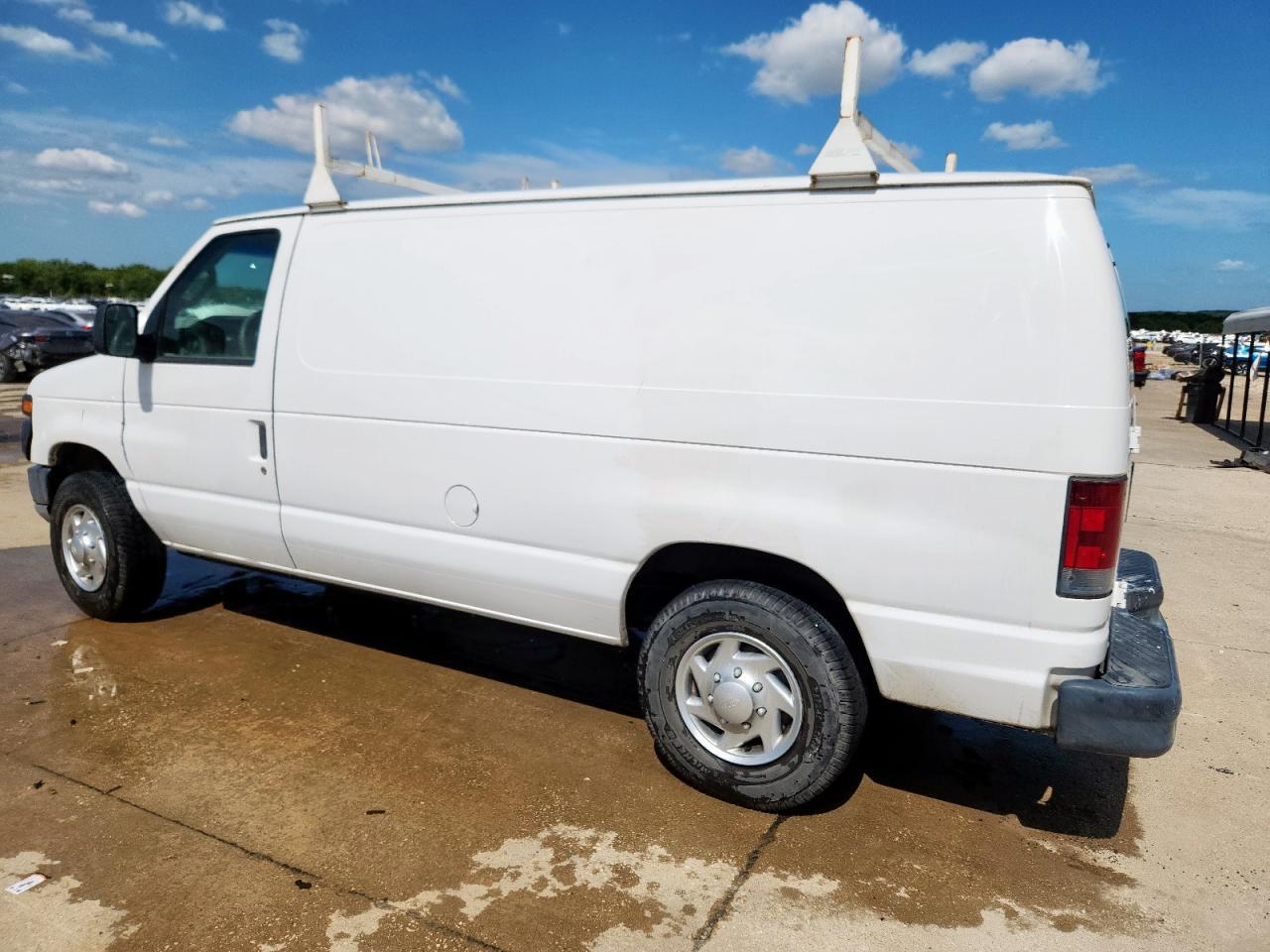 2012 Ford Econoline E150 Van - Фото 2