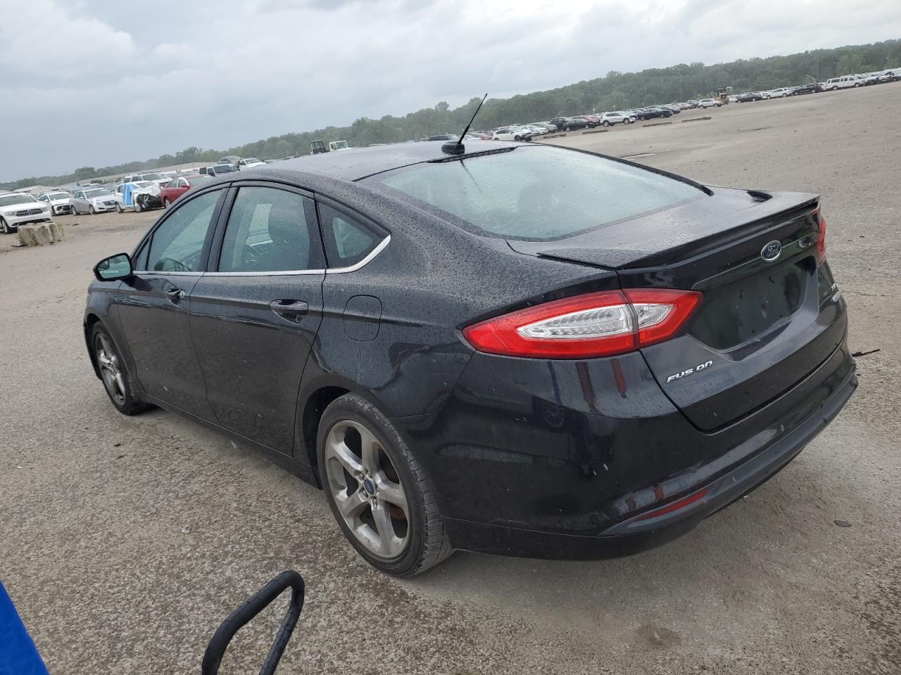 2013 Ford Fusion Se - Фото 2