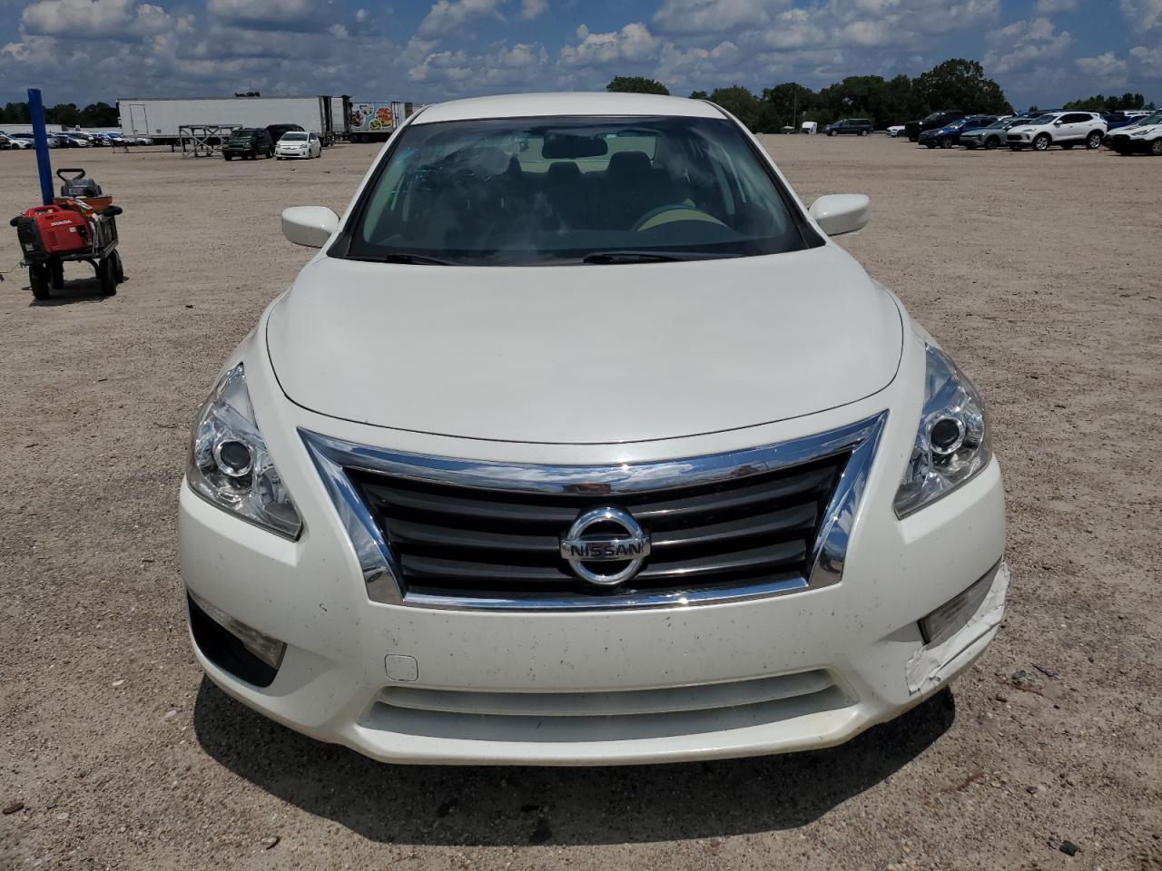 2015 Nissan Altima 2.5 - Фото 5