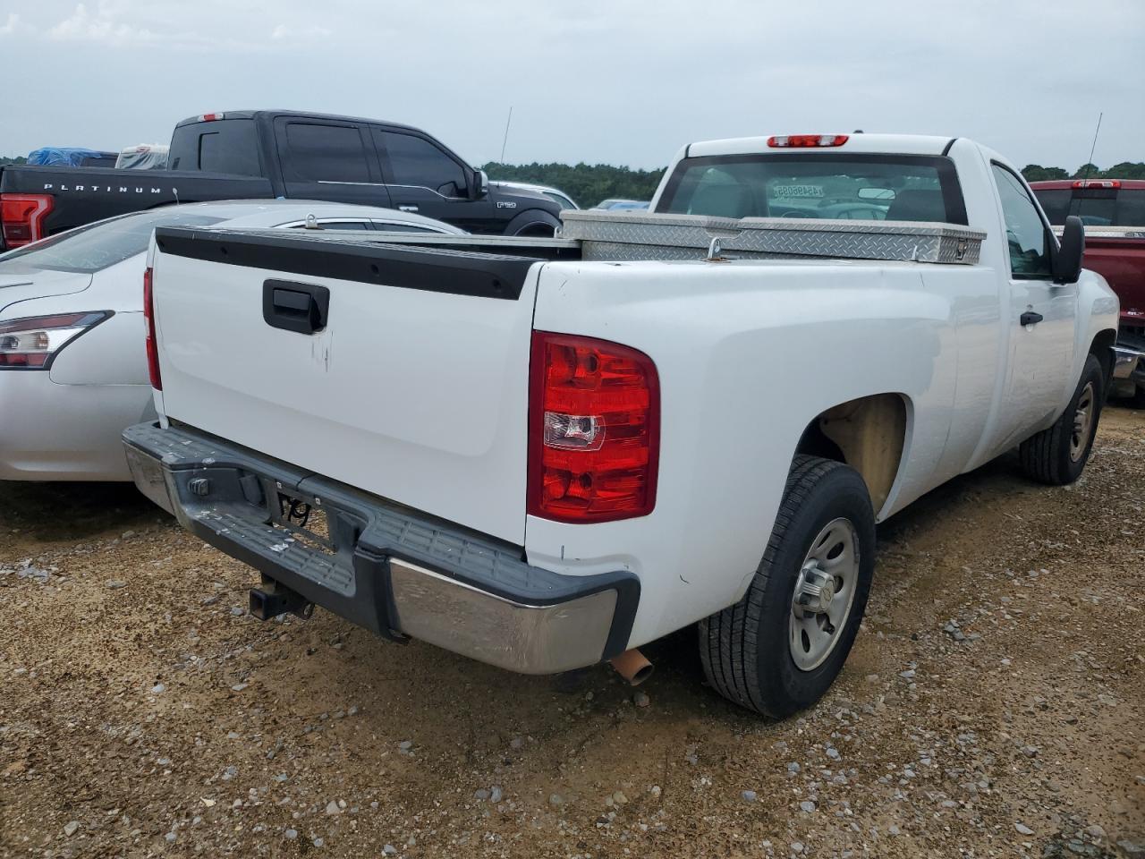 2013 Chevrolet Silverado C1500 - Фото 3