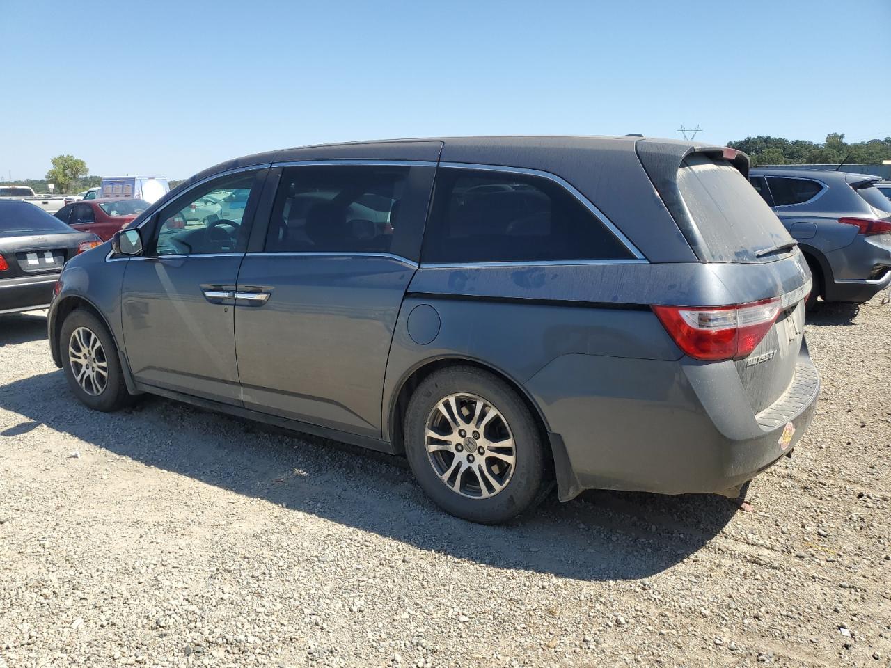 2013 Honda Odyssey Exl - Фото 2