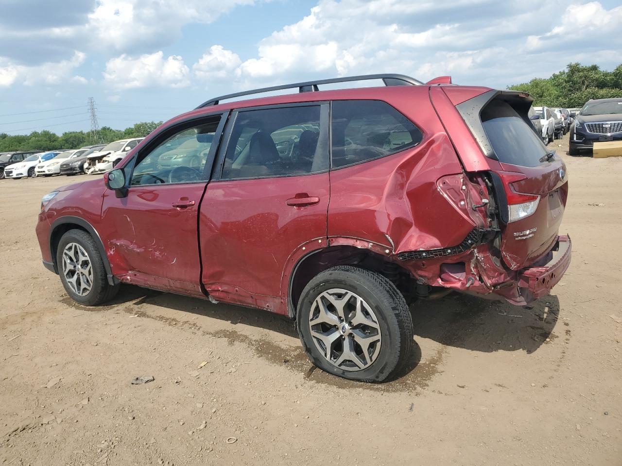 2020 Subaru Forester Premium - Фото 2