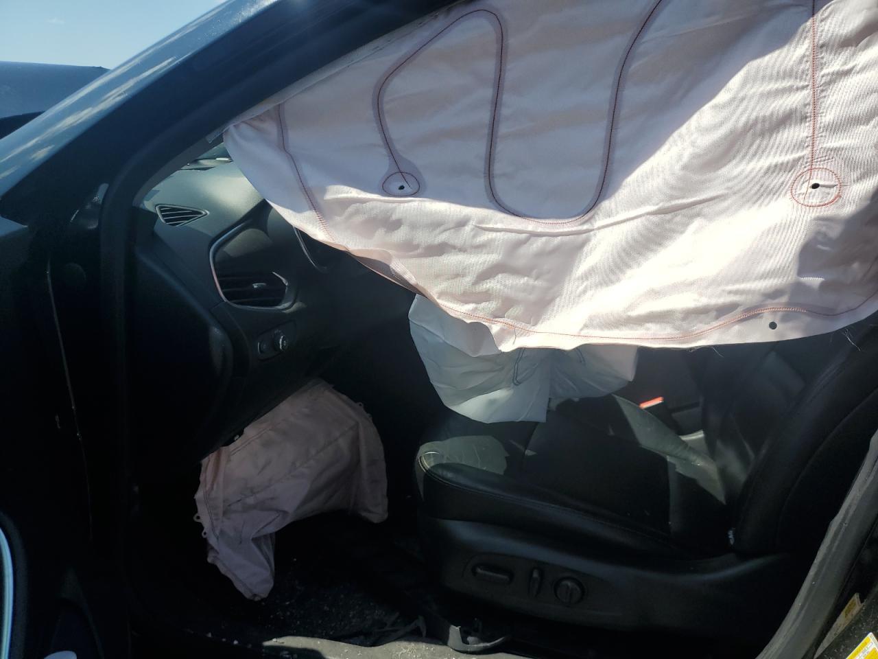 2016 Chevrolet Malibu Hybrid - Image 7