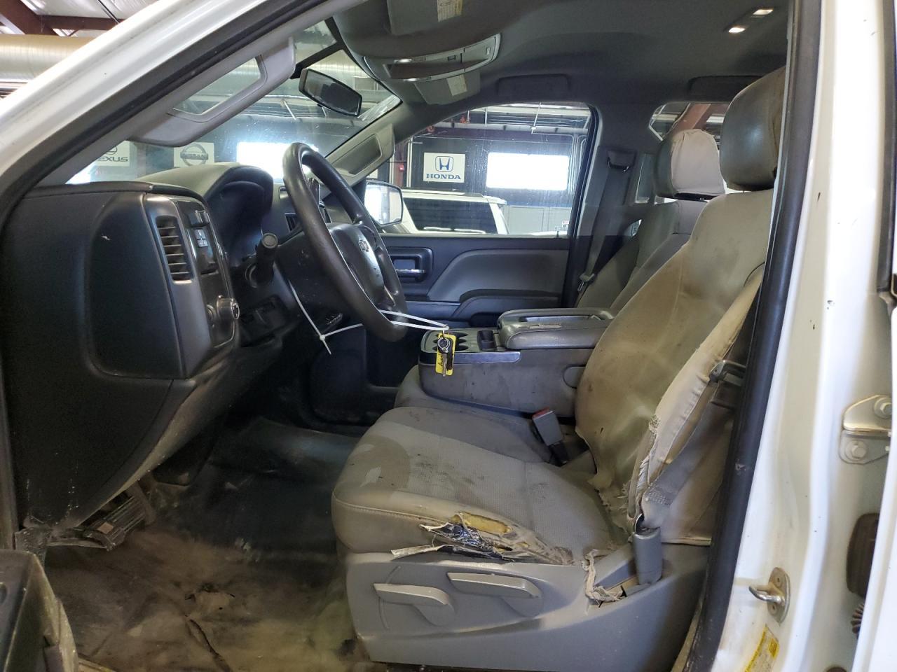 2016 Chevrolet Silverado C2500 Heavy Duty - Image 7