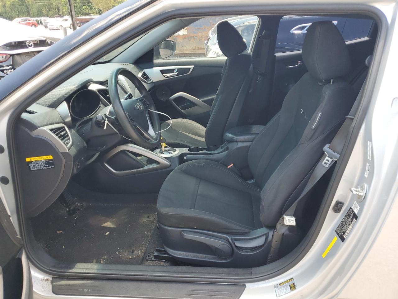 2015 Hyundai Veloster - Фото 7