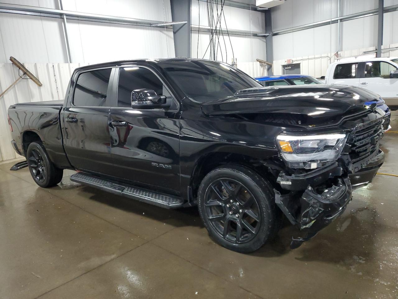 2023 Ram 1500 Laramie - Фото 4