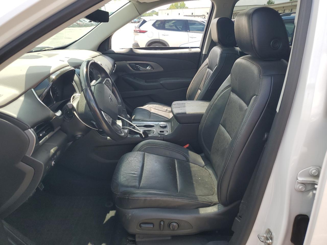 2018 Chevrolet Traverse Premier - Фото 7