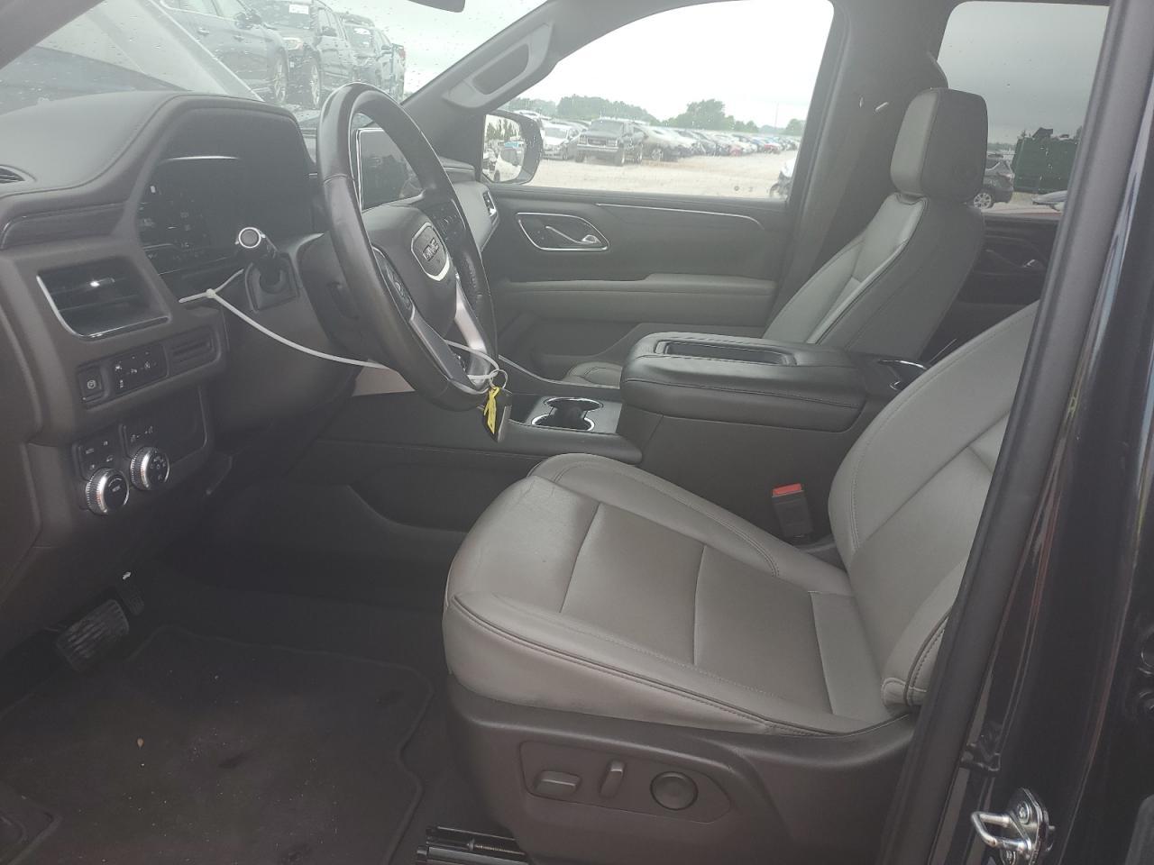 2023 GMC Yukon Slt - Image 7