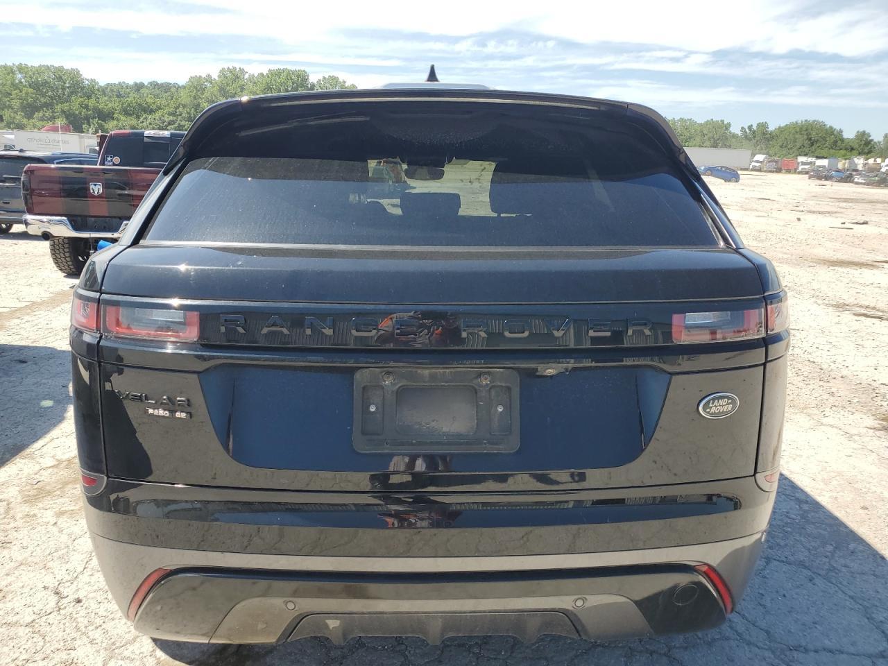 2018 Land Rover Range Rover Velar R-Dynamic Se - Image 6